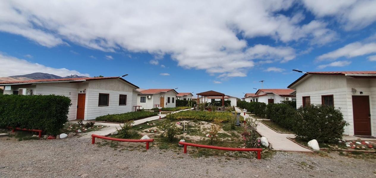 Club De Campo Alto Copiapo Alojamento Piedra Colgada